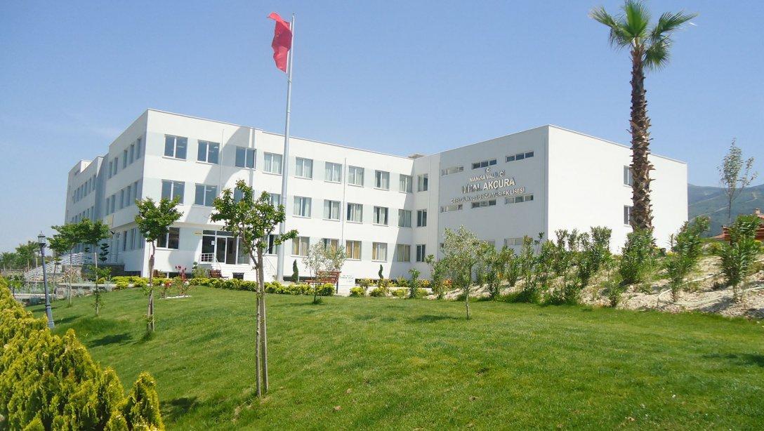 Yunusemre Nihal Akçura Mesleki ve Teknik Anadolu Lisesi Türkiye Birincisi Oldu