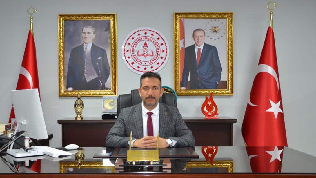 İL MİLLÎ EĞİTİM MÜDÜRÜMÜZ MEHMET UĞURELLİ'NİN 29 EKİM CUMHURİYET BAYRAMI MESAJI
