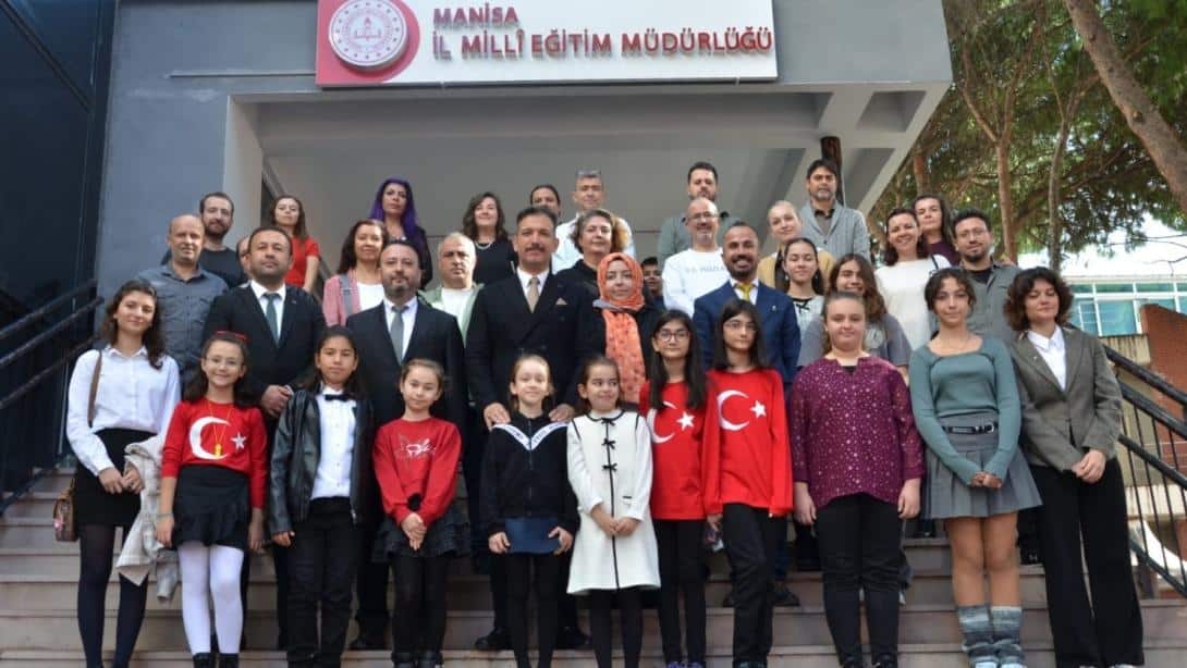 29 EKİM TÜRKİYE CUMHURİYETİ'NİN KURULUŞUNUN 102. YILDÖNÜMÜ KONULU MÜZİK DİNLETİSİ VE RESİM SERGİSİ